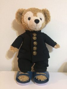 スリッパを履いたダッフィー