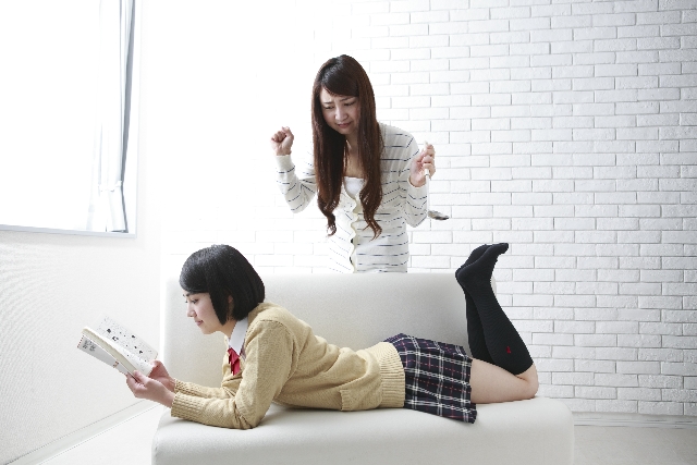 高校生の激しい反抗期。効果的な親の接し方とは？